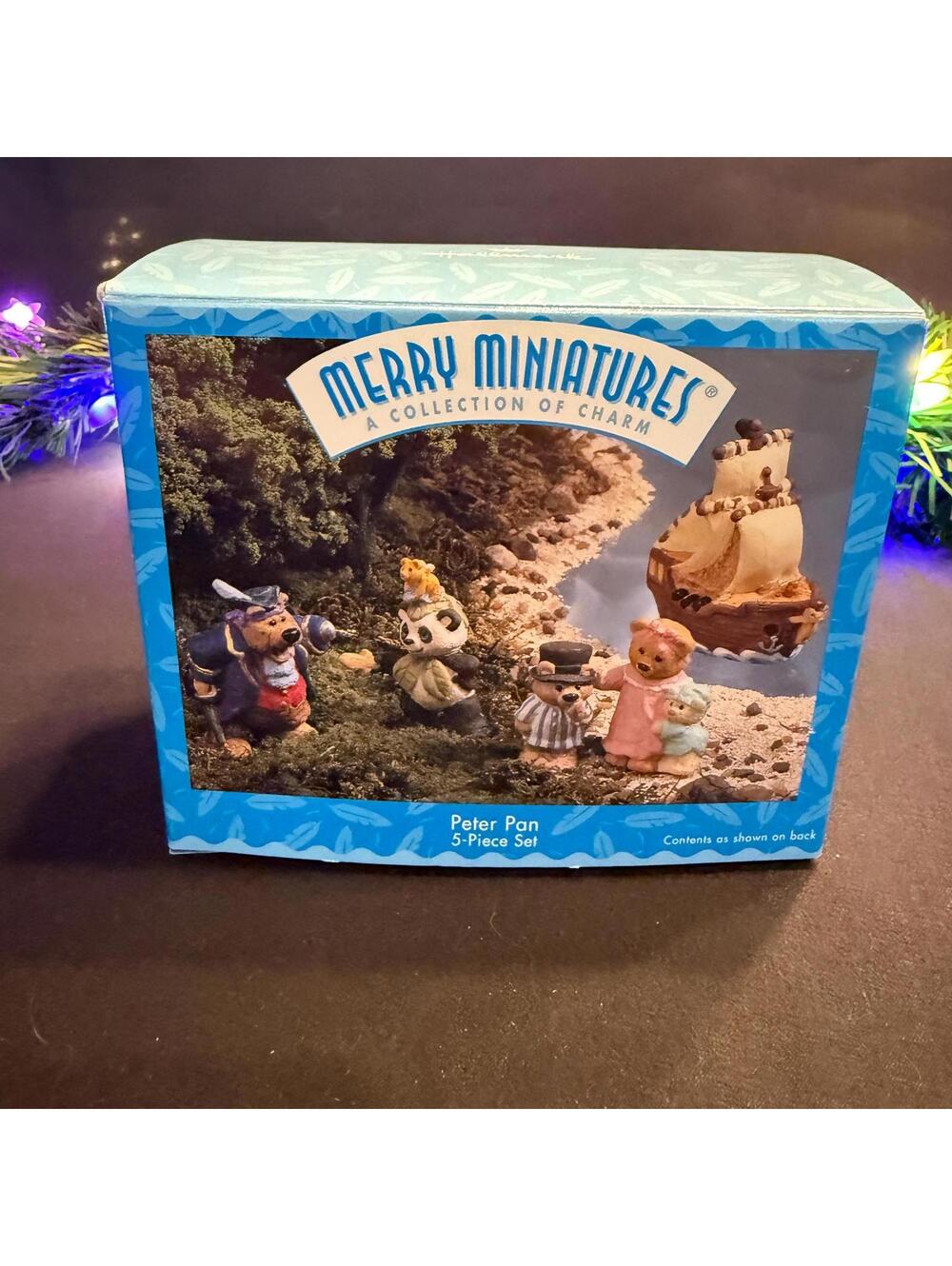 Peter Pan Hallmark Merry Miniatures - Bear Theme